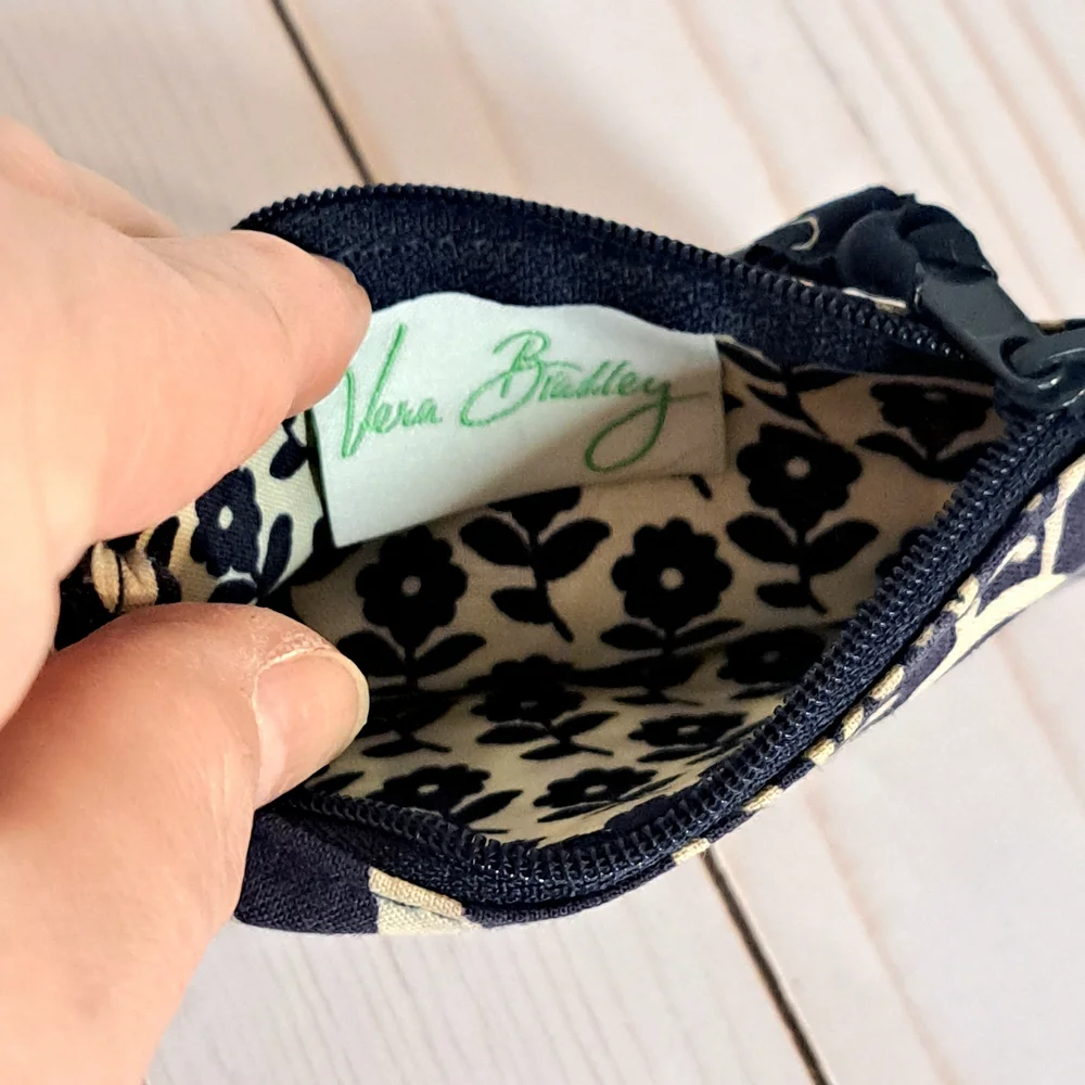 Vera Bradley Blue & Off-White ID/Change Wallet - Picture 4 of 5